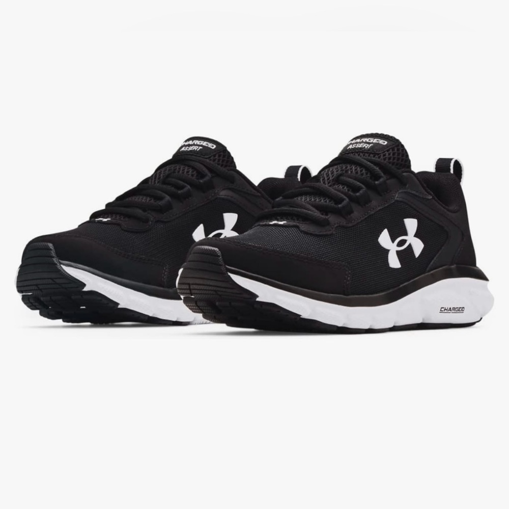 Under Armour Women's Charged Assert 8 Running Shoe in black size 11.